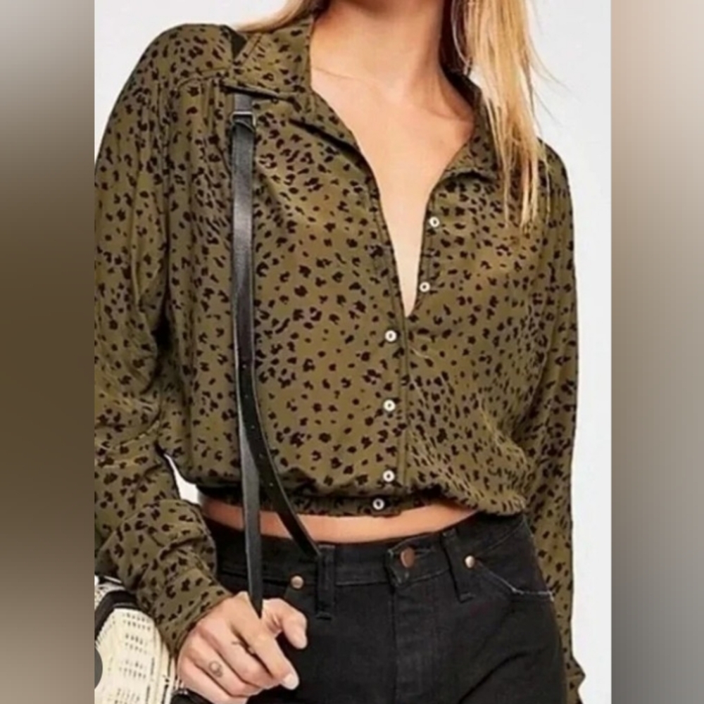 Free People Olive Leopard Print Button-Up Blouse Size M